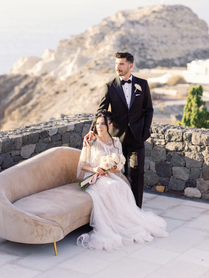 wedding photographer in santorini